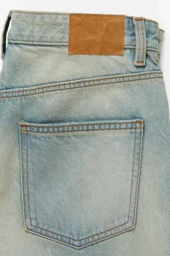 91 Straight Jean