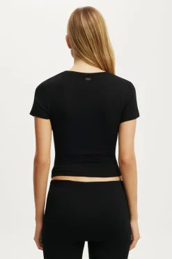 Airy Soft Basque T-Shirt
