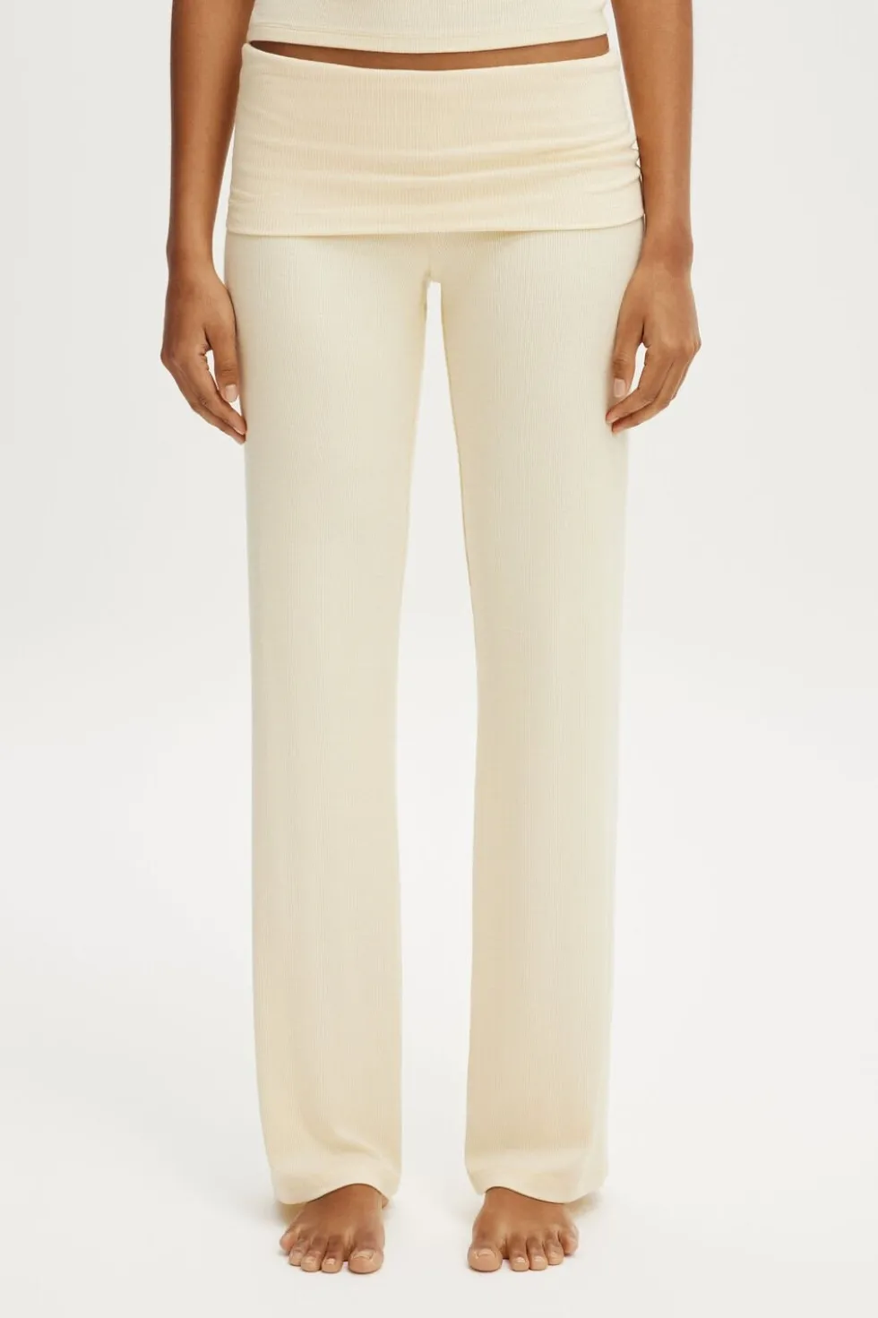 Airy Soft Roll Waist Pant