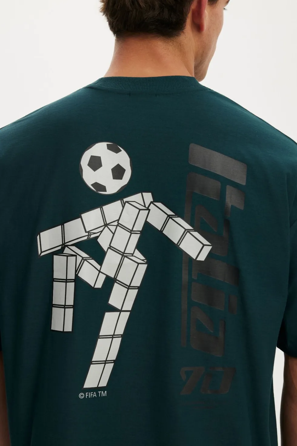 Cropped Fit FIFA T-Shirt