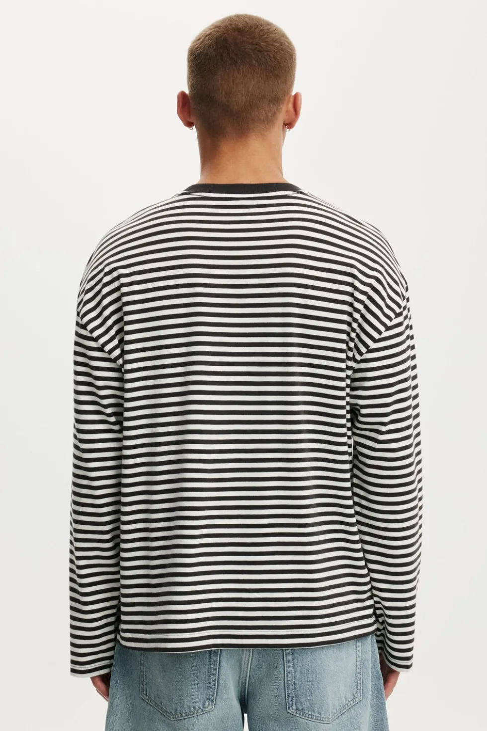 Cropped Fit Long Sleeve