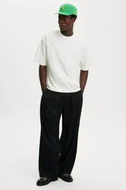 Cropped Fit T-Shirt