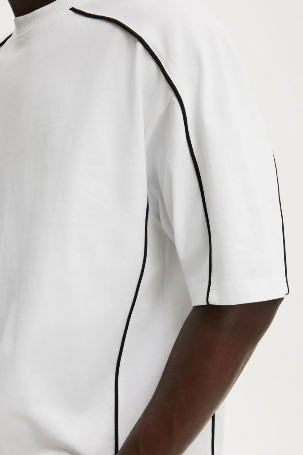 Cropped Fit T-Shirt