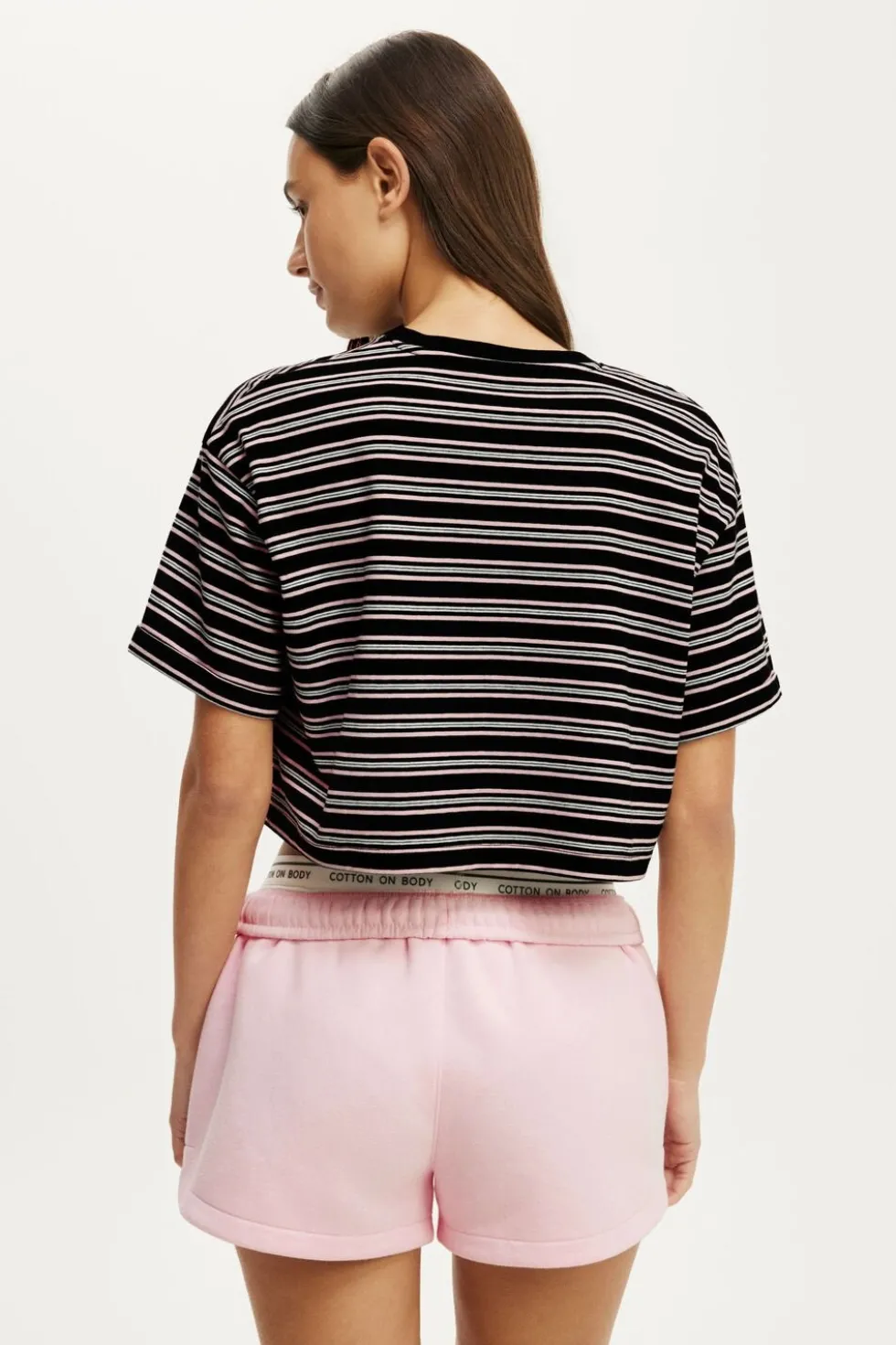 Cropped Graphic Active Tee