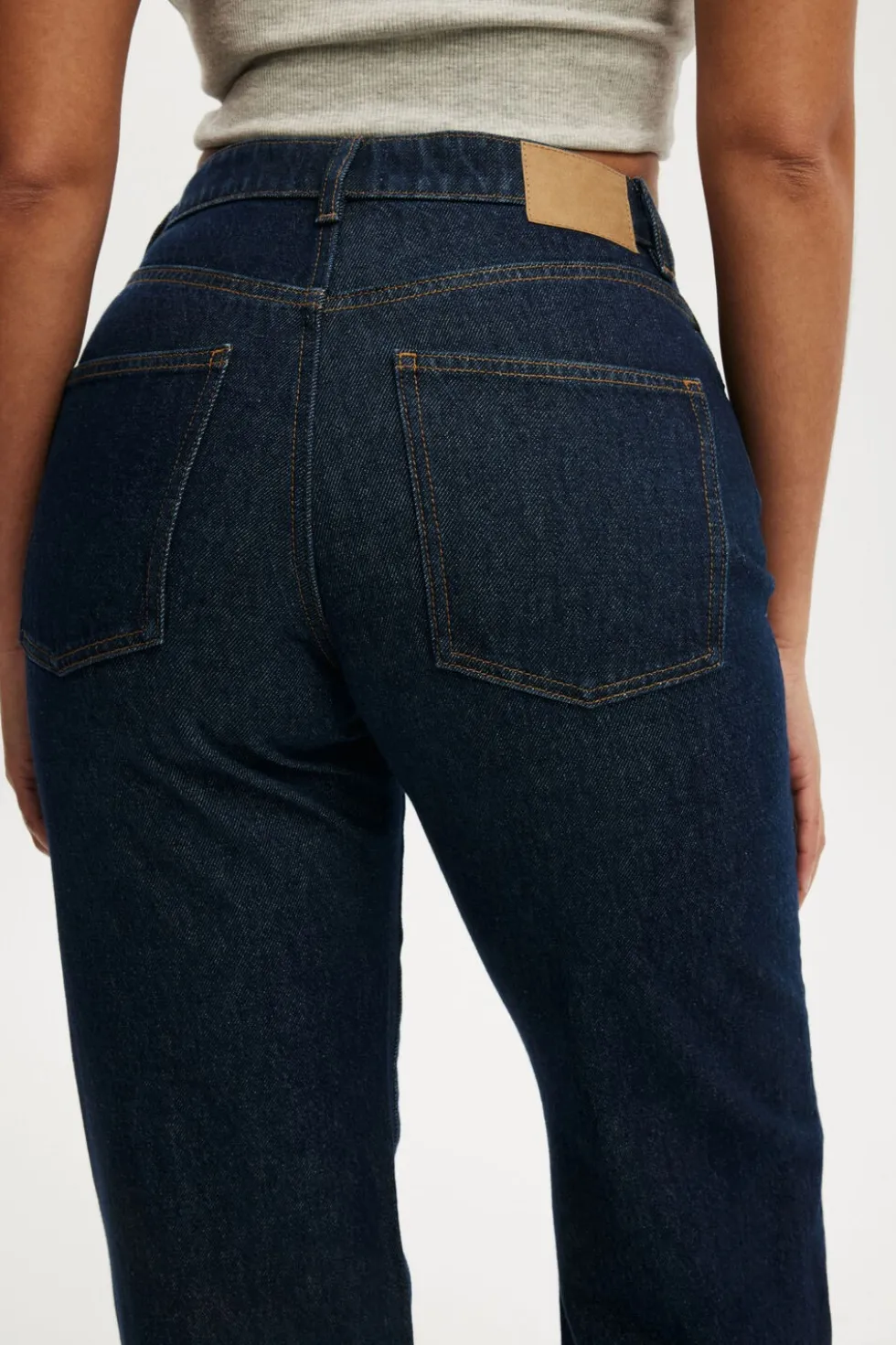 Curvy 91 Straight Jean