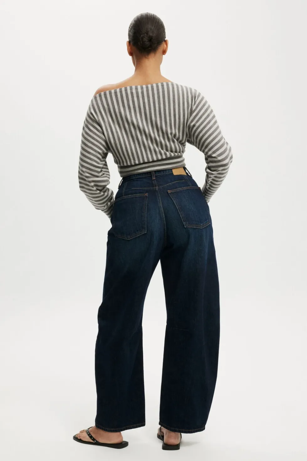 Curvy Barrel Jean