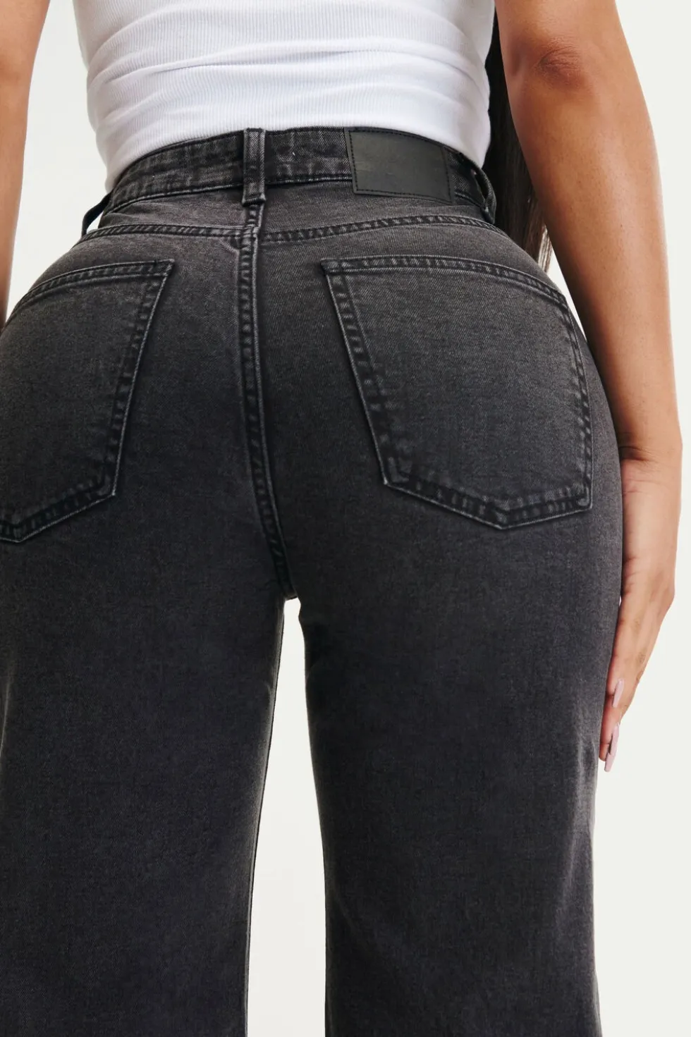 Curvy Stretch Straight Jean