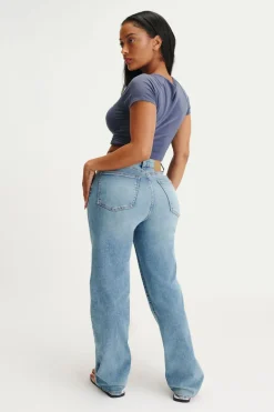 Curvy Stretch Straight Jean