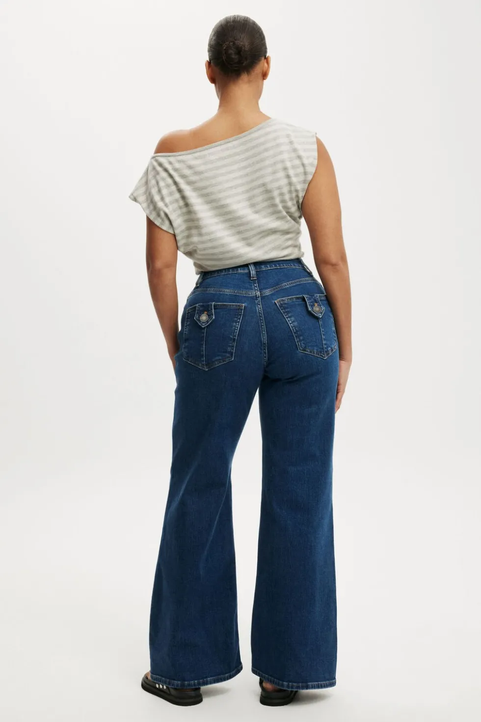 Curvy Stretch Wide Jean