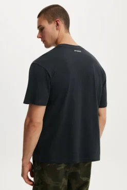 Everyday Fit Graphic T-Shirt