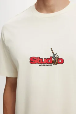 Everyday Fit Graphic T-Shirt