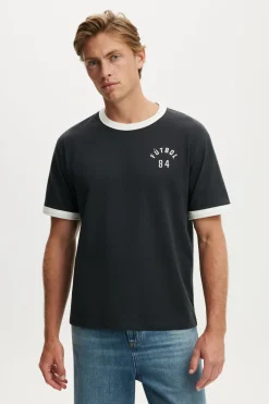 Everyday Fit Graphic T-Shirt