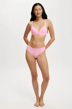 Everyday Lace Fixed Cup Wirefree Bra