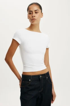 Hold Me Scoop Back Tee