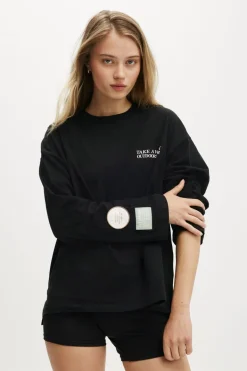 Long Sleeve Graphic Crew
