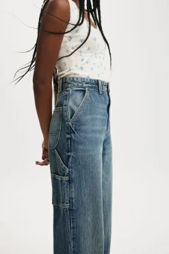 Loose Straight Jean