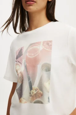 Lounge Graphic Tee