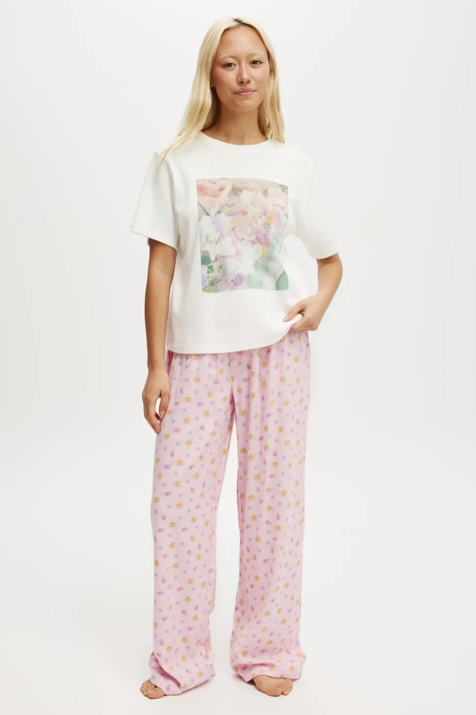 Lounge Graphic Tee