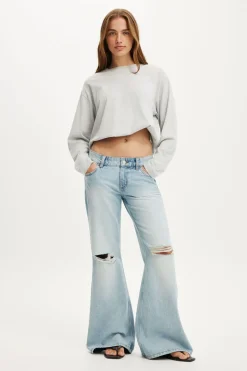 Low Relaxed Flare Jean