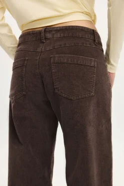 Low Rise Straight Cord Pant