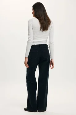 Low Rise Straight Cord Pant