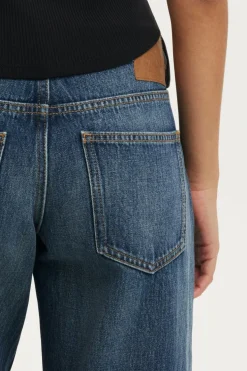 Low Rise Straight Jean