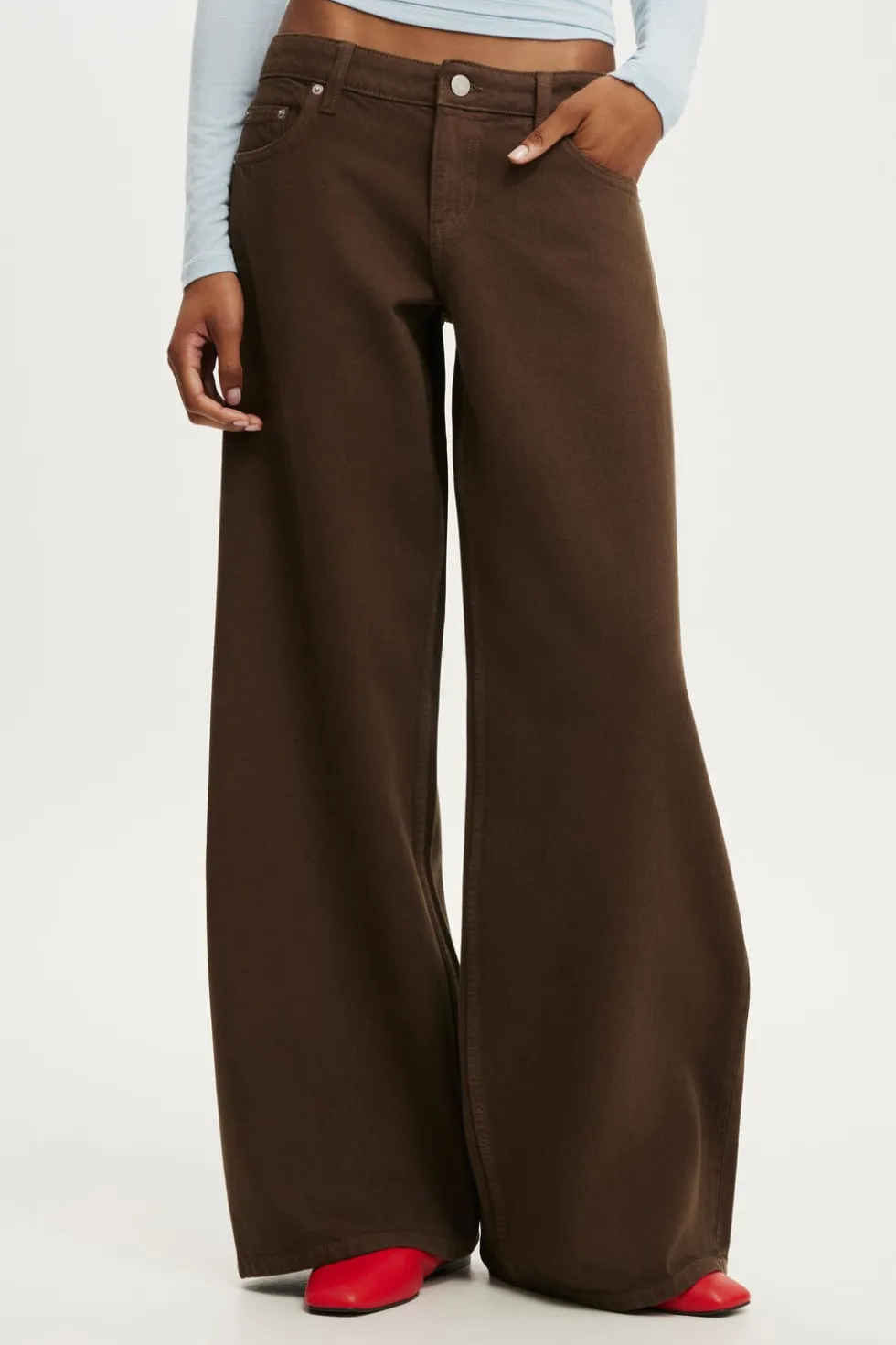 Low Rise Wide Jean