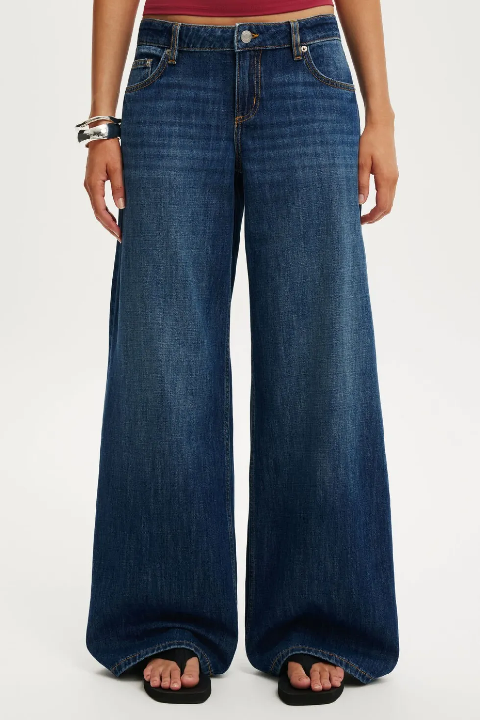 Low Rise Wide Jean