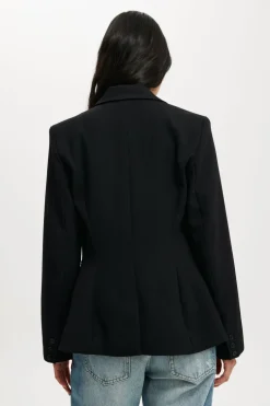 Luis Blazer