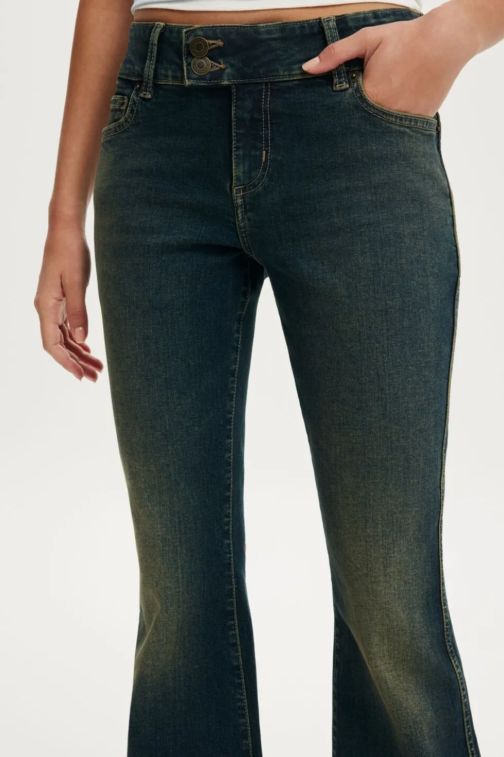 Mid Rise Bootcut Jean