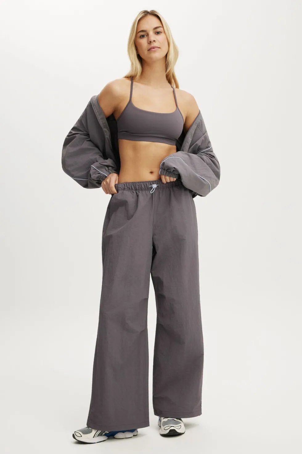 Off Side Woven Sweatpant