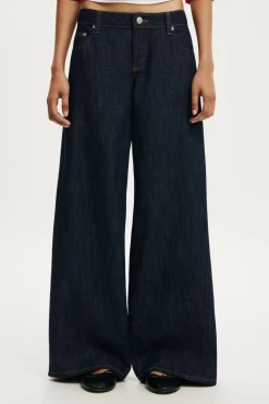 Petite Low Rise Wide Jean