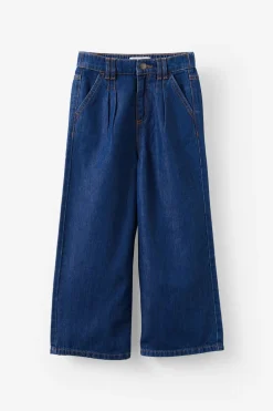 Pleat Front Relaxed Denim Jean