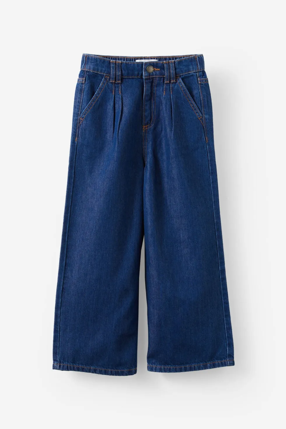 Pleat Front Relaxed Denim Jean
