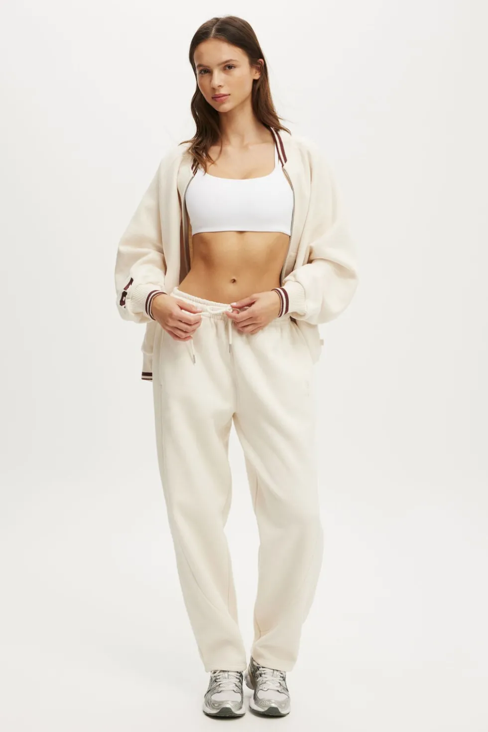 Plush Essential Barrel Sweatpant
