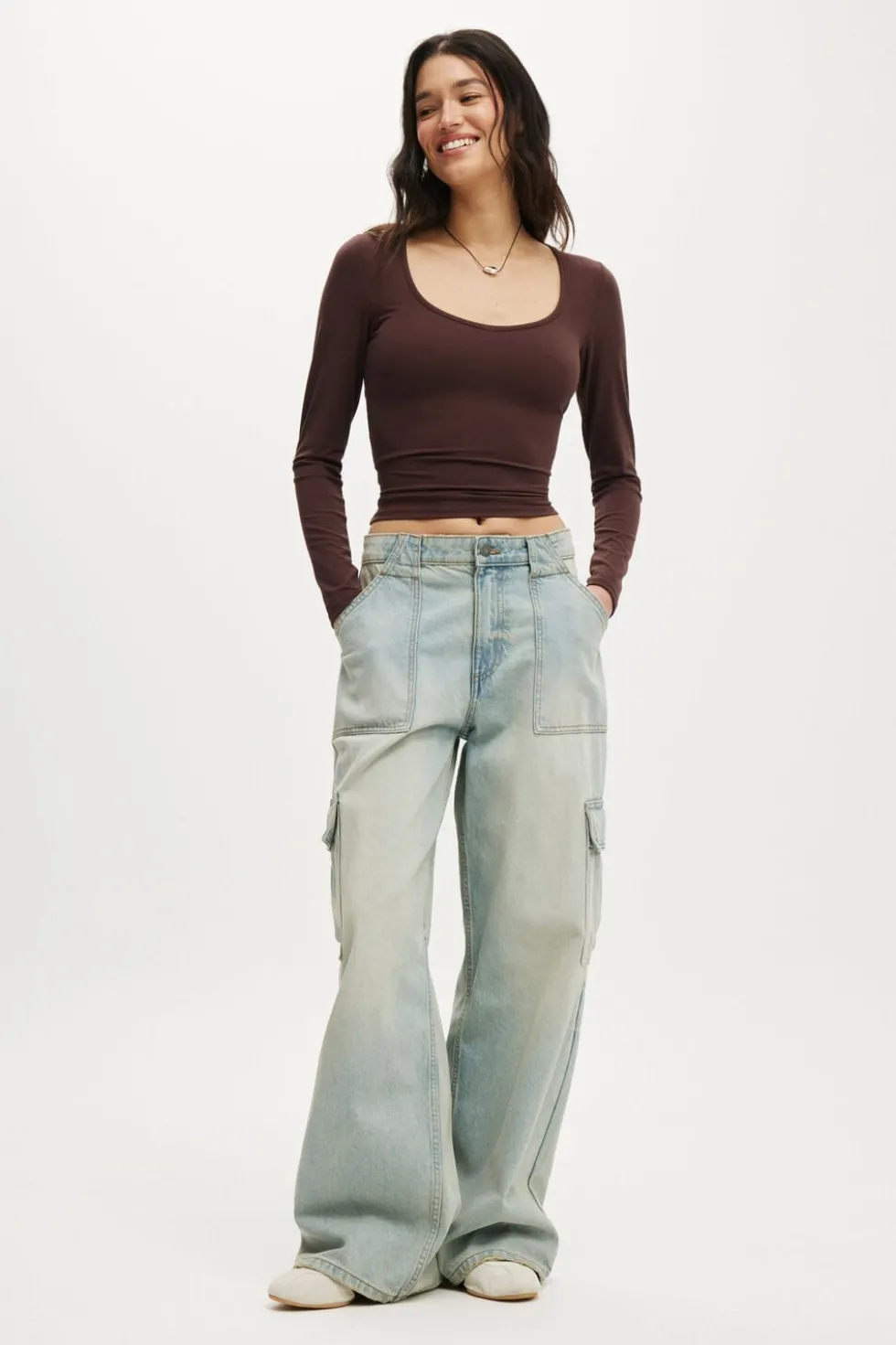 Relaxed Cargo Jean