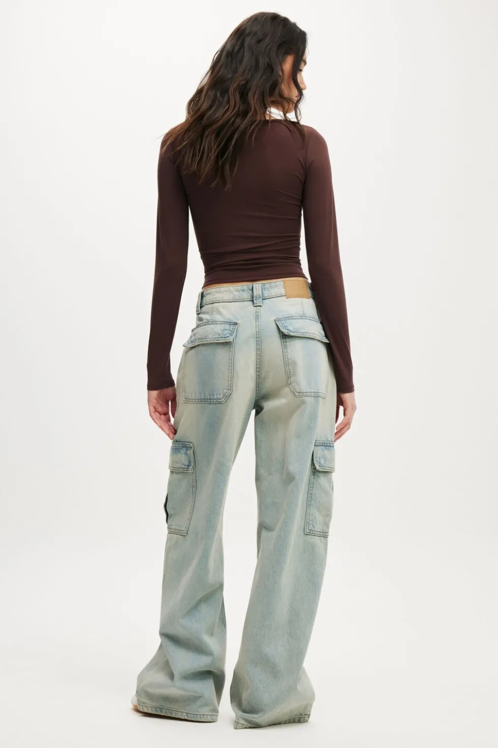 Relaxed Cargo Jean