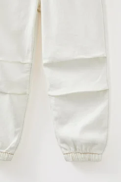 Relaxed Jogger Jean