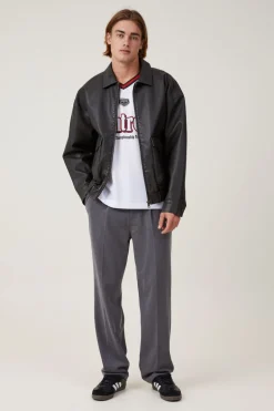 Relaxed Pleated Pant