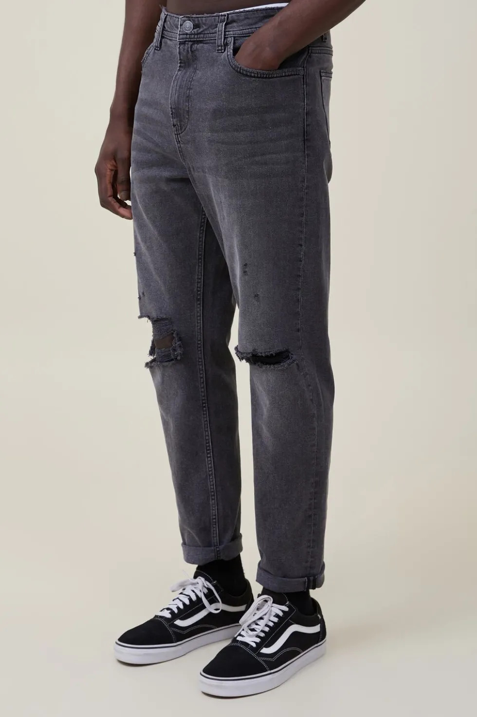 Relaxed Tapered Jean