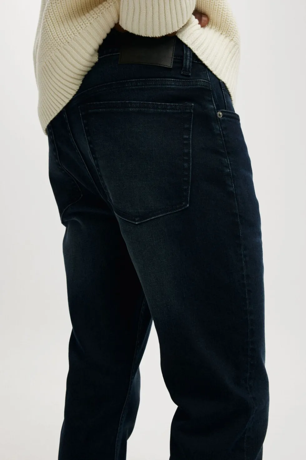 Relaxed Tapered Jean