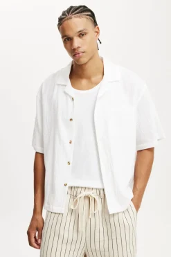 Riviera Box Fit Short Sleeve Shirt