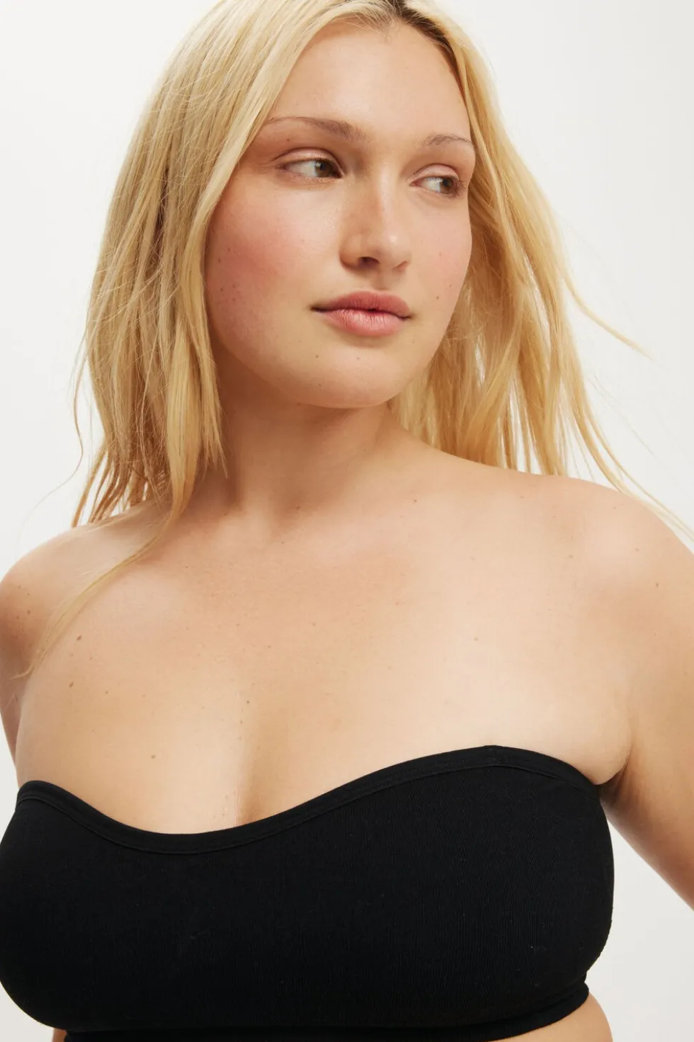Seamless Sweetheart Padded Bandeau