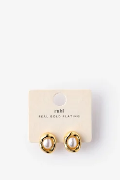 Small Charm Earring