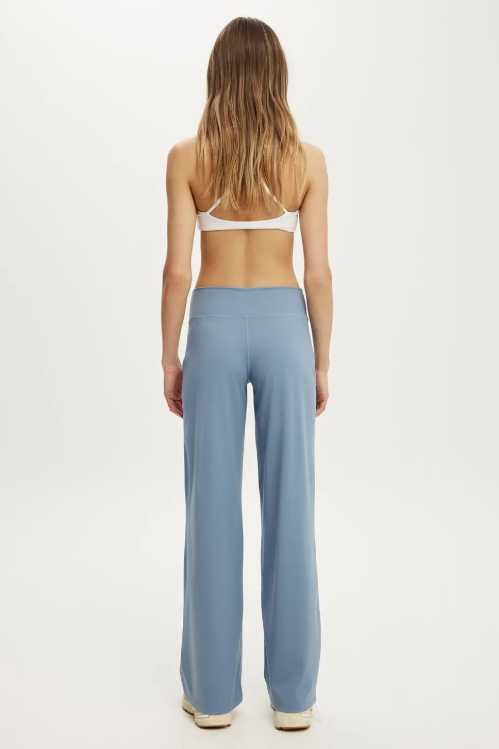 Studio Wide Leg Pant