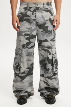 Super Baggy Cargo Pant