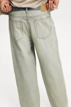 Super Baggy Reverse Jean