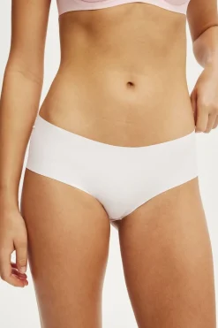 The Invisible Boyleg Brief