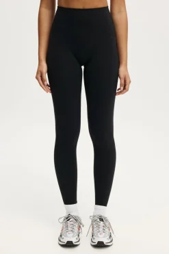 Ultra Luxe Invisible Scrunch Tight