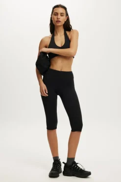 Ultra Soft Contour Capri Tight